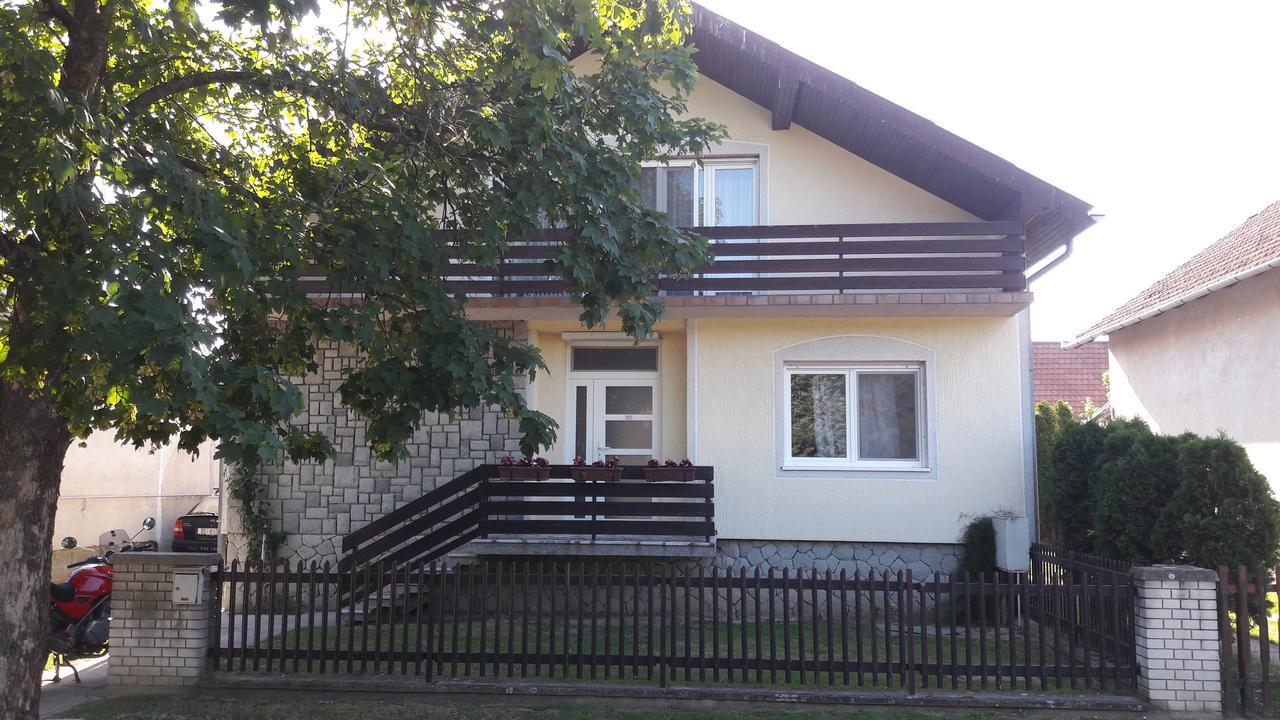 Sobe Majetic Hotel Bizovac Luaran gambar